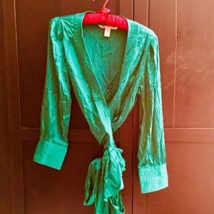 Gorgeous Diane von Furstenberg emerald silk top